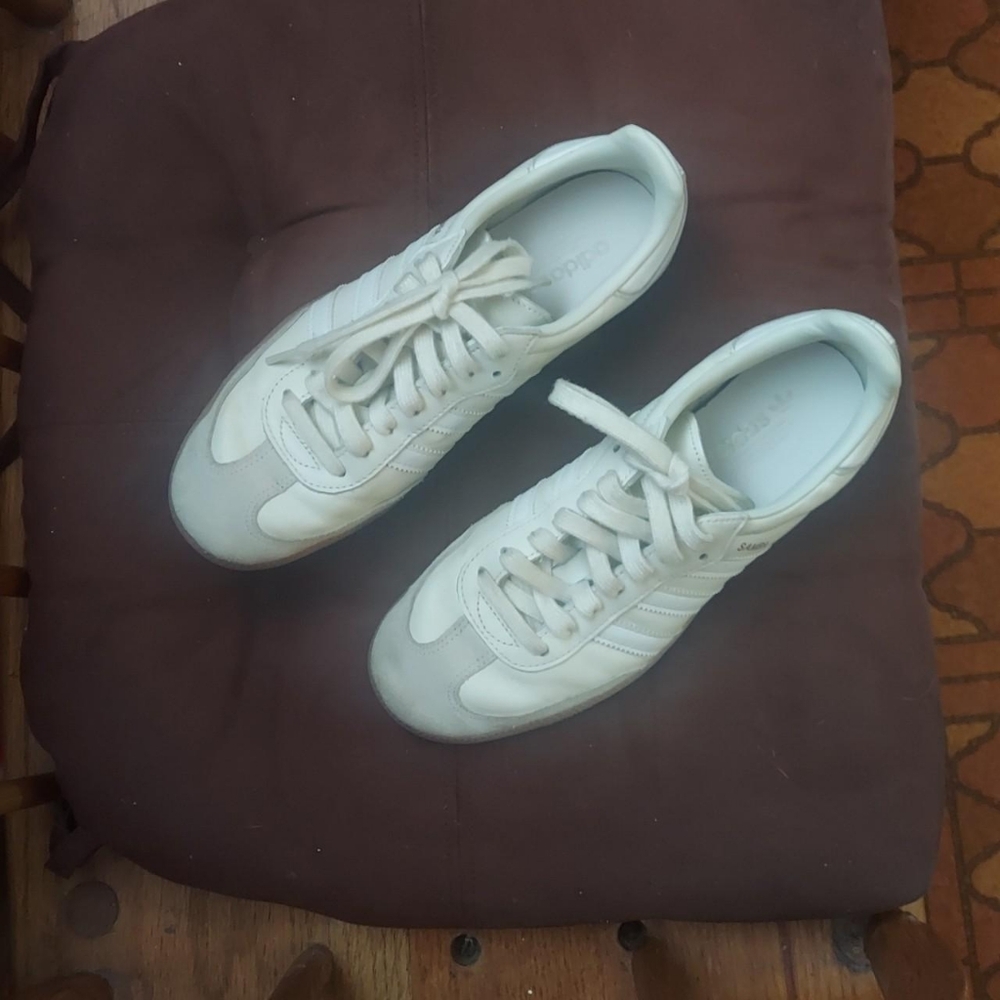 Adidas Samba Og Cremè, leather with tan rubber sole Men's womens 7